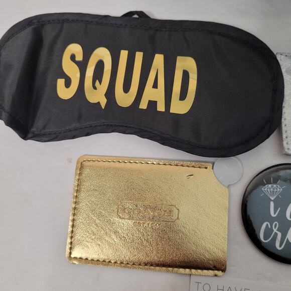 4 Bride Squad Gift Set Bags. - Picture 7 of 10